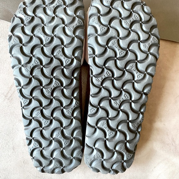 Pearly pink Birkenstock Papillio 7, soft animal print footbed. - Picture 3 of 5